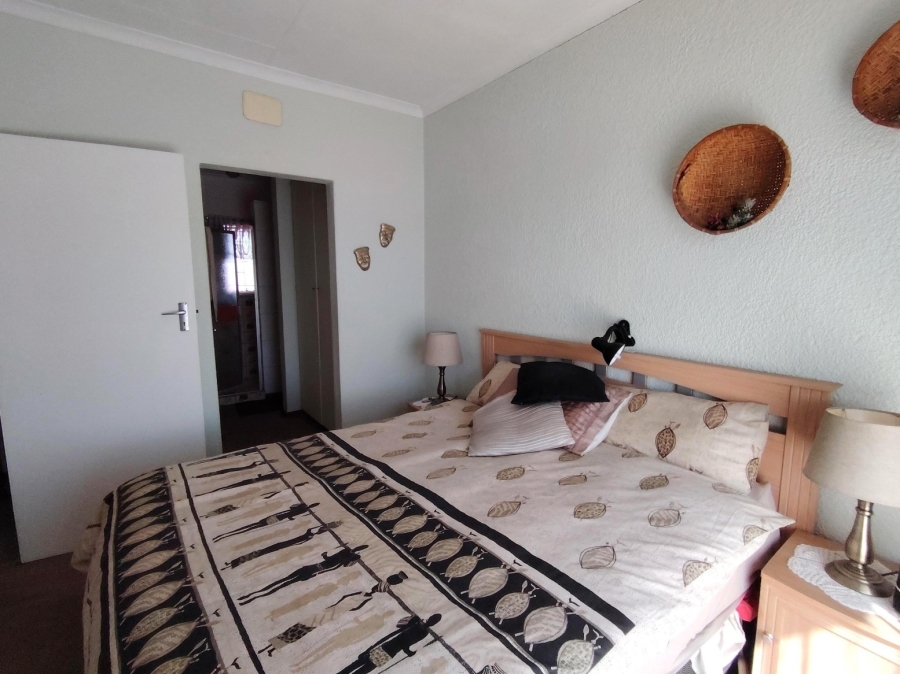 2 Bedroom Property for Sale in Edleen Gauteng