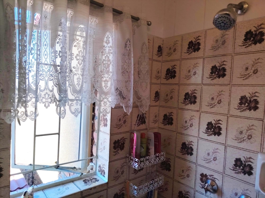 2 Bedroom Property for Sale in Edleen Gauteng