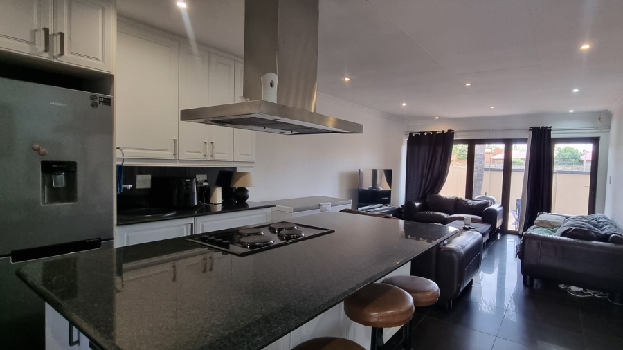 2 Bedroom Property for Sale in Sunward Park Gauteng