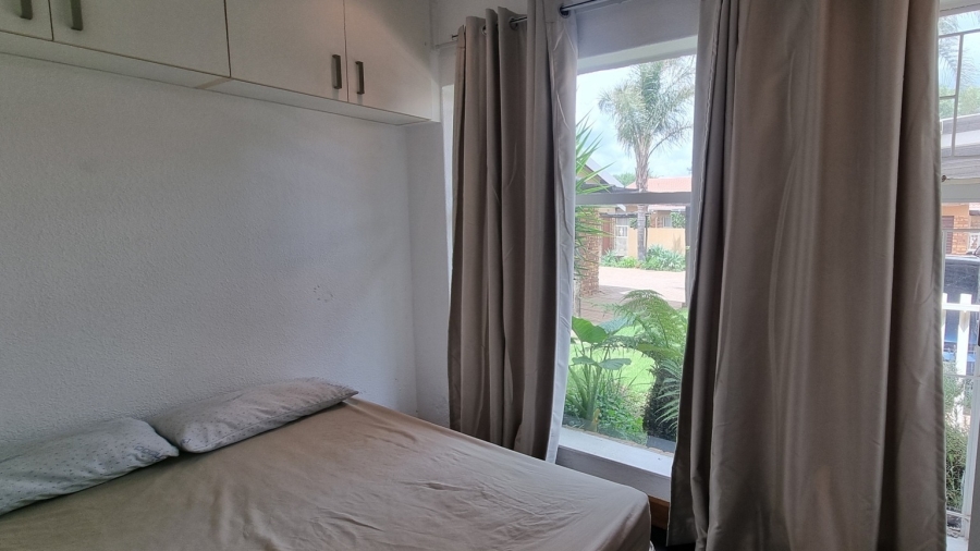 2 Bedroom Property for Sale in Sunward Park Gauteng