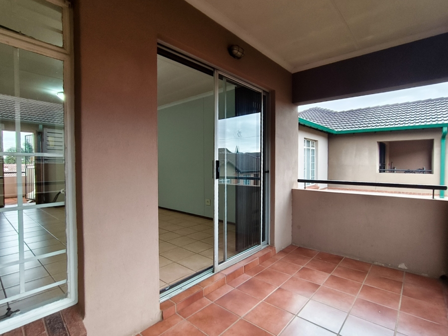 To Let 2 Bedroom Property for Rent in Brentwood Gauteng