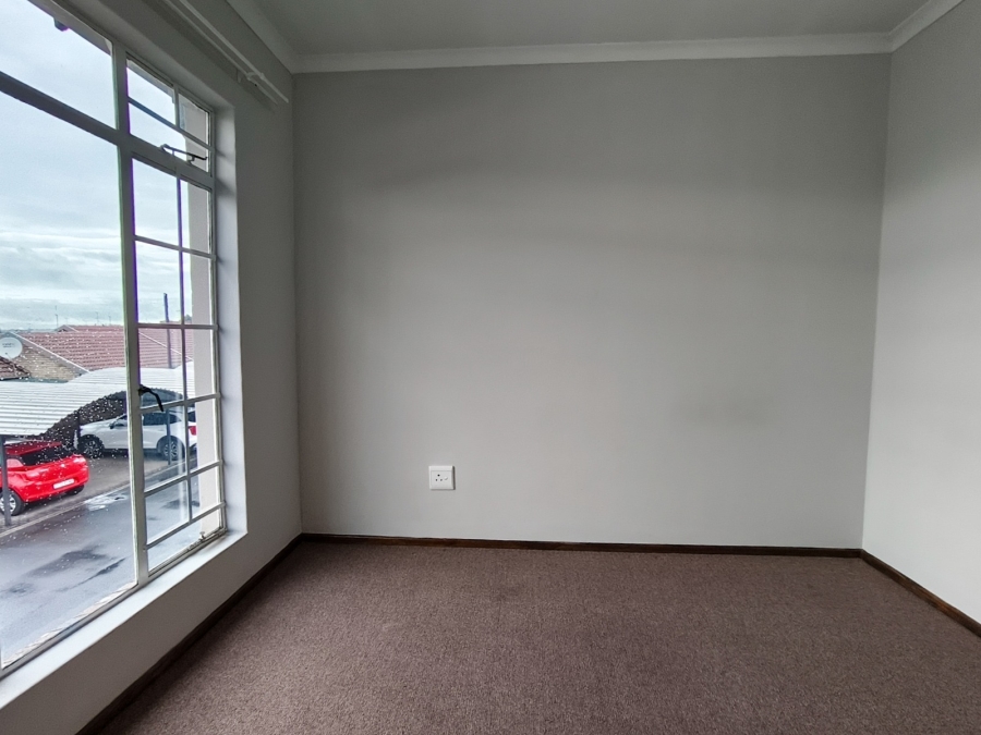 To Let 2 Bedroom Property for Rent in Brentwood Gauteng