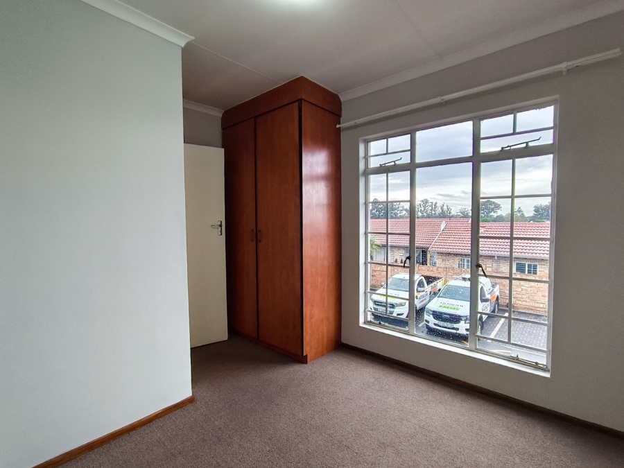 To Let 2 Bedroom Property for Rent in Brentwood Gauteng