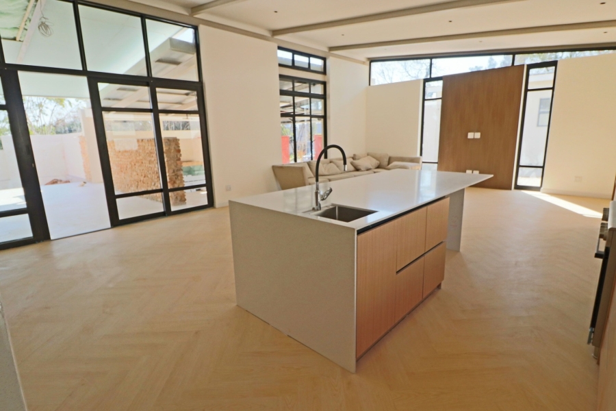 To Let 3 Bedroom Property for Rent in Bryanston Gauteng
