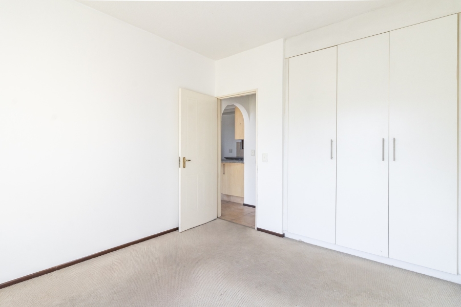 1 Bedroom Property for Sale in Douglasdale Gauteng
