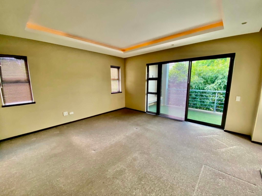 To Let 2 Bedroom Property for Rent in Illovo Gauteng