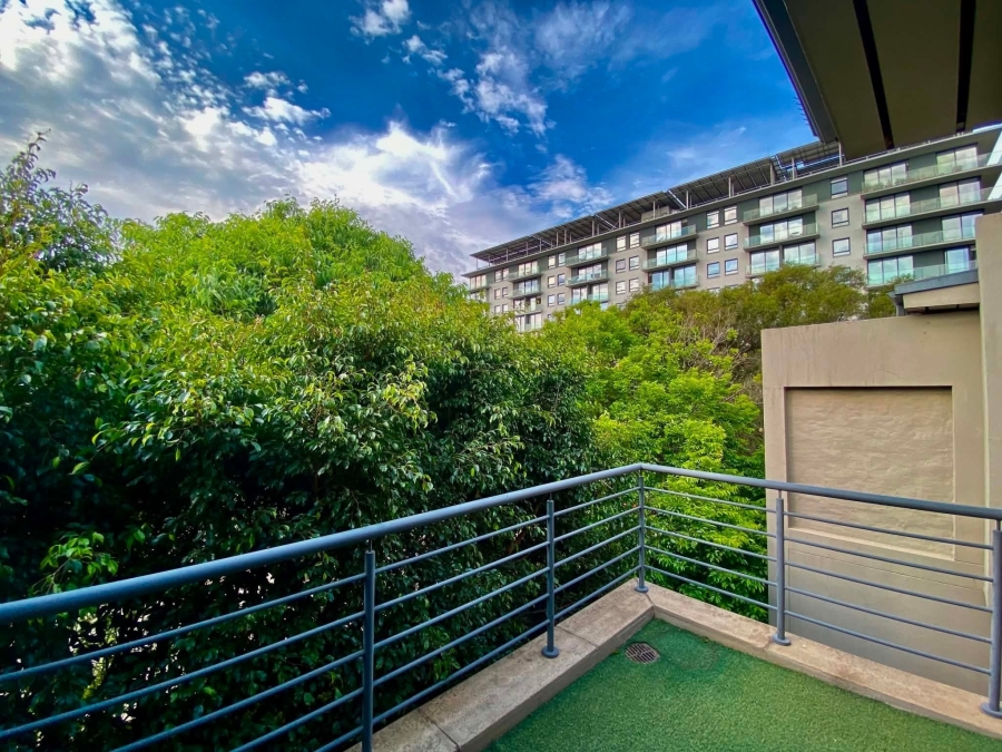 To Let 2 Bedroom Property for Rent in Illovo Gauteng