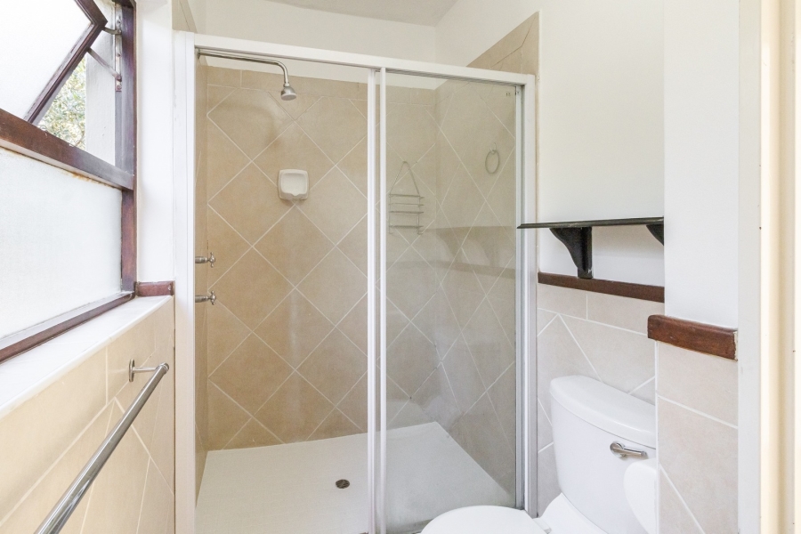 To Let 1 Bedroom Property for Rent in Douglasdale Gauteng