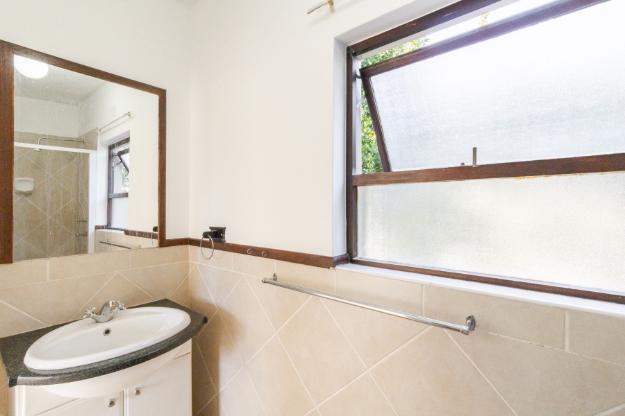 To Let 1 Bedroom Property for Rent in Douglasdale Gauteng