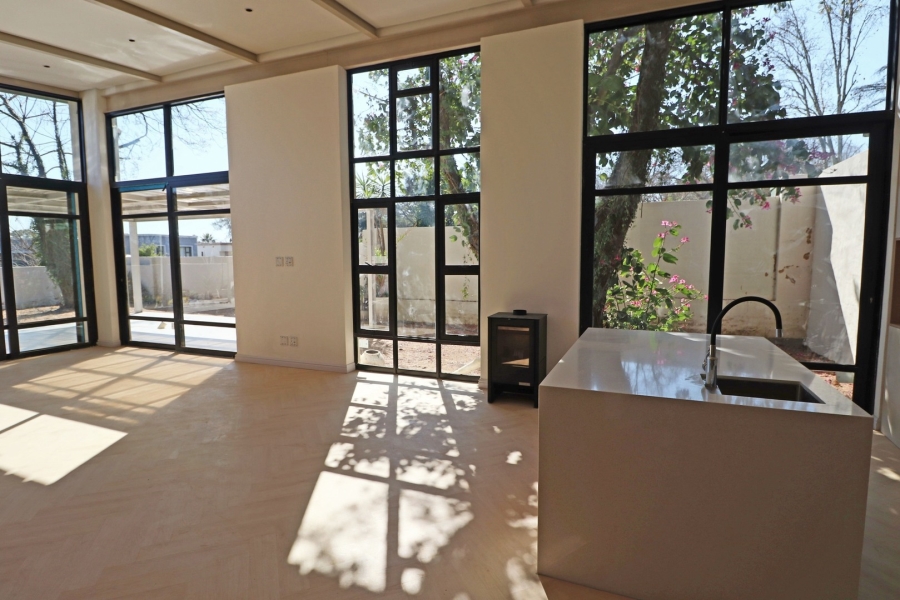 To Let 2 Bedroom Property for Rent in Bryanston Gauteng