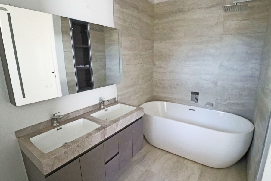 To Let 2 Bedroom Property for Rent in Bryanston Gauteng