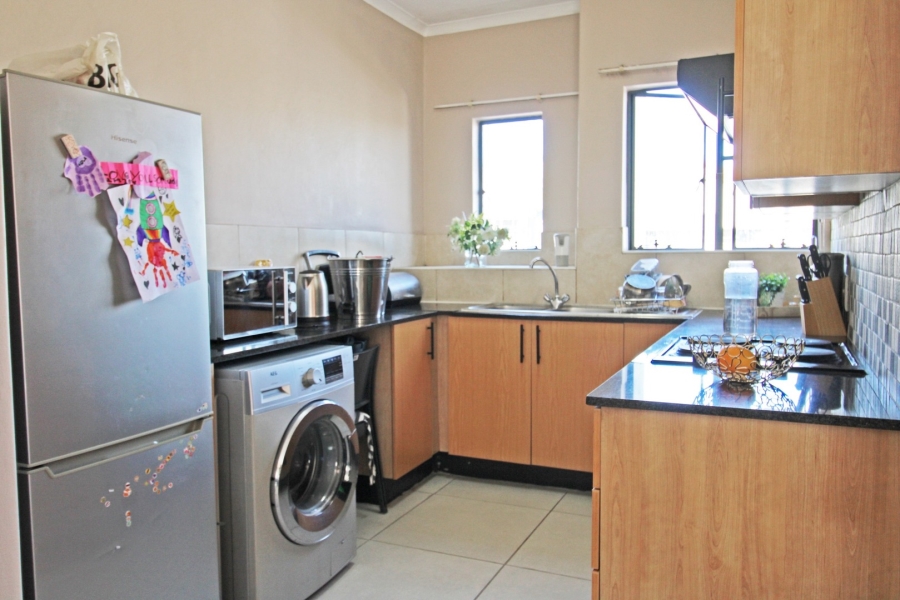 To Let 2 Bedroom Property for Rent in Ferndale Gauteng