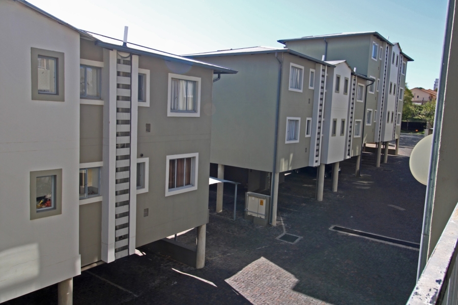 To Let 2 Bedroom Property for Rent in Ferndale Gauteng