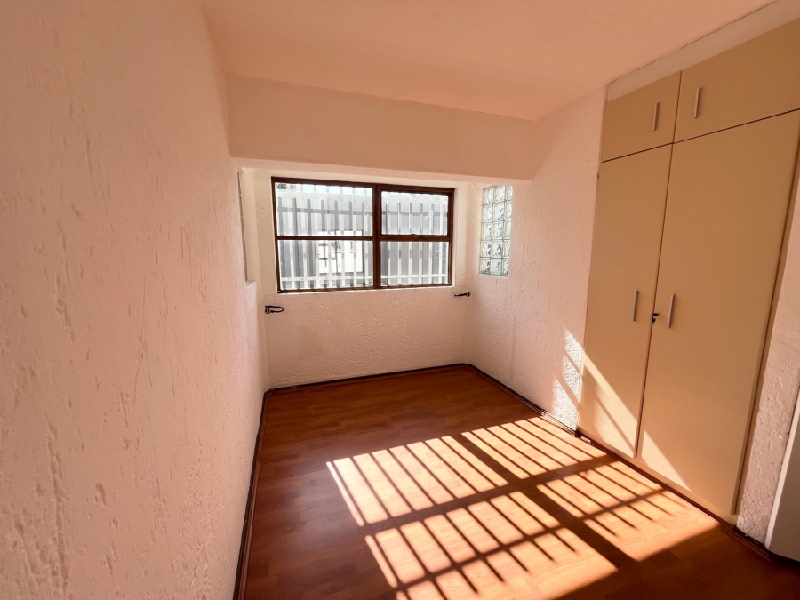 To Let 3 Bedroom Property for Rent in Sandown Gauteng