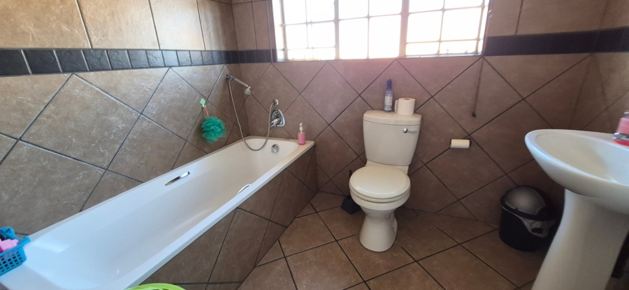 3 Bedroom Property for Sale in Riversdale Gauteng