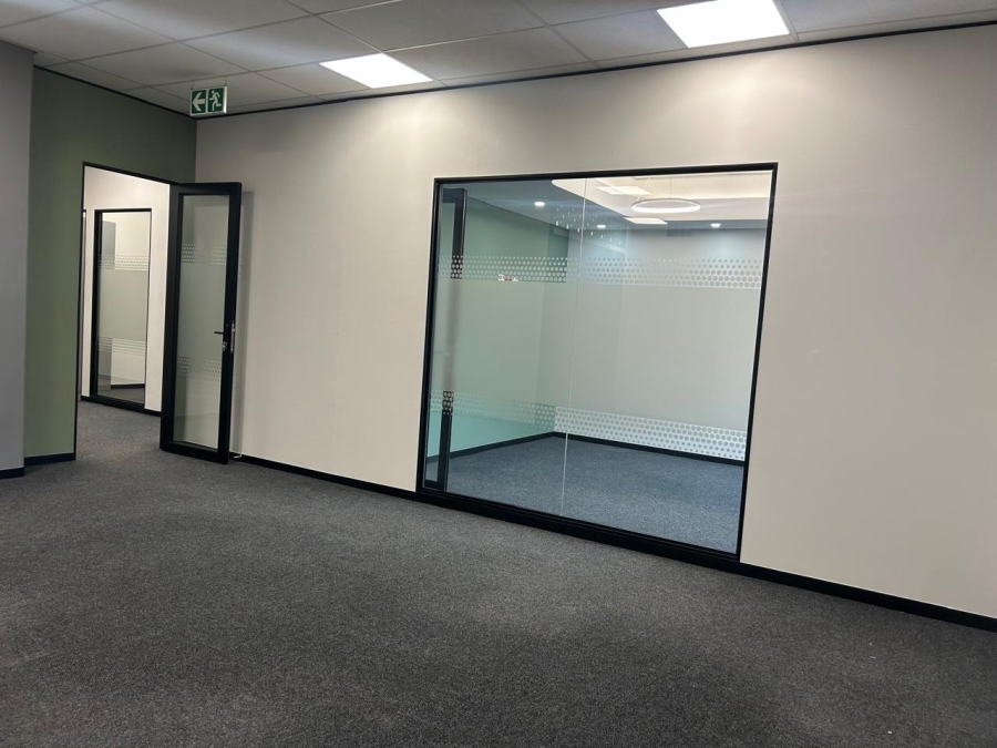 To Let Commercial Property for Rent in Doringkloof Gauteng