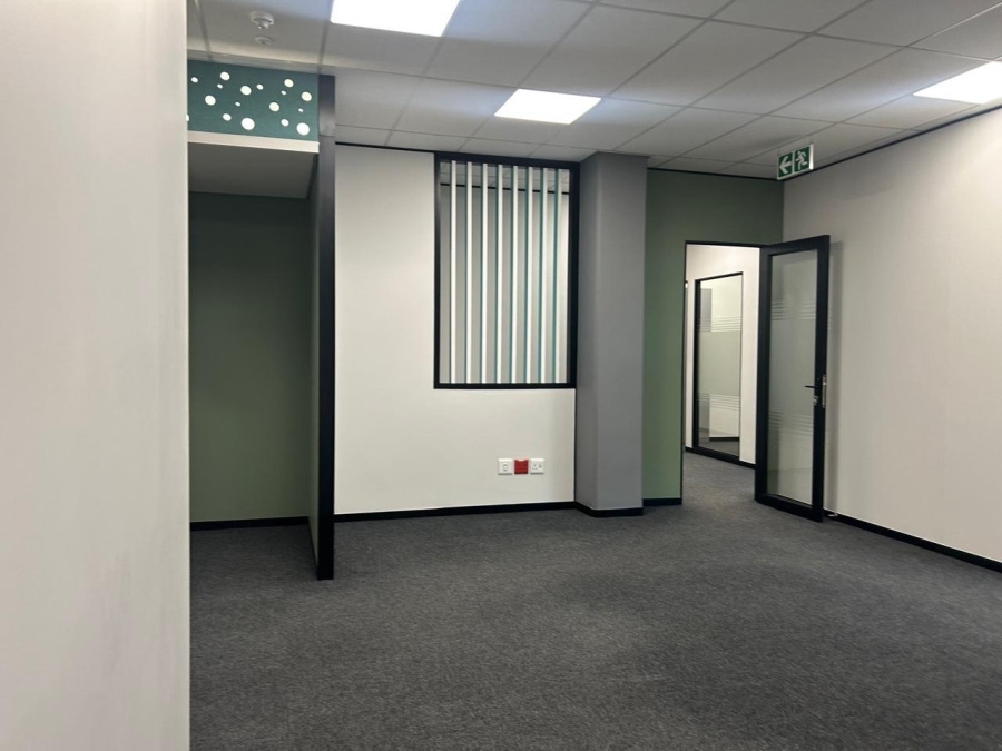 To Let Commercial Property for Rent in Doringkloof Gauteng