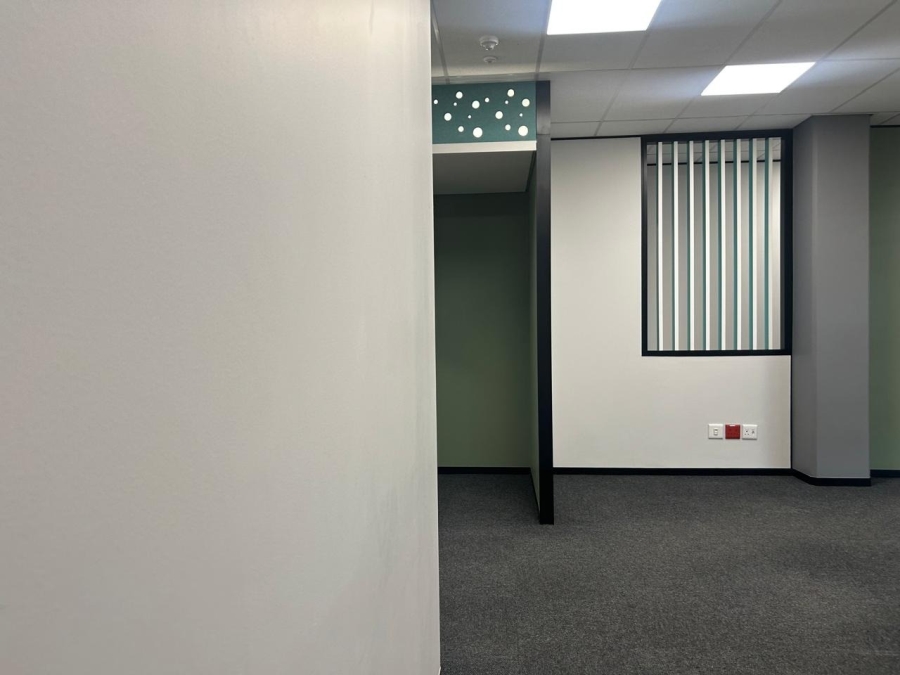 To Let Commercial Property for Rent in Doringkloof Gauteng