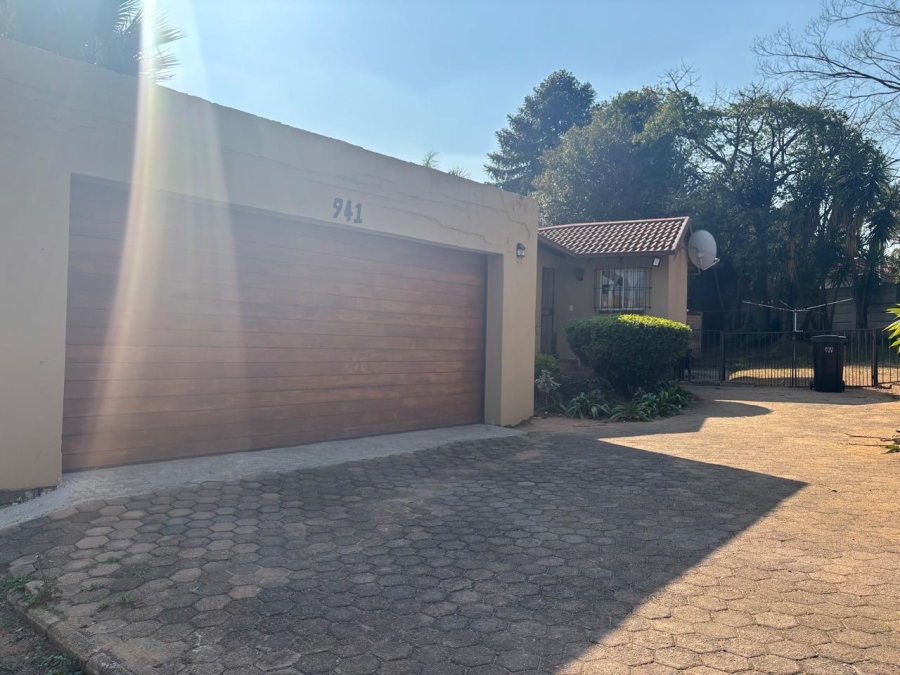 3 Bedroom Property for Sale in Wilgeheuwel Gauteng