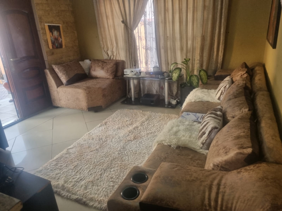 3 Bedroom Property for Sale in Mabopane Gauteng