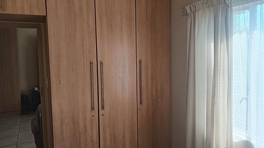 2 Bedroom Property for Sale in Eden Glen Gauteng