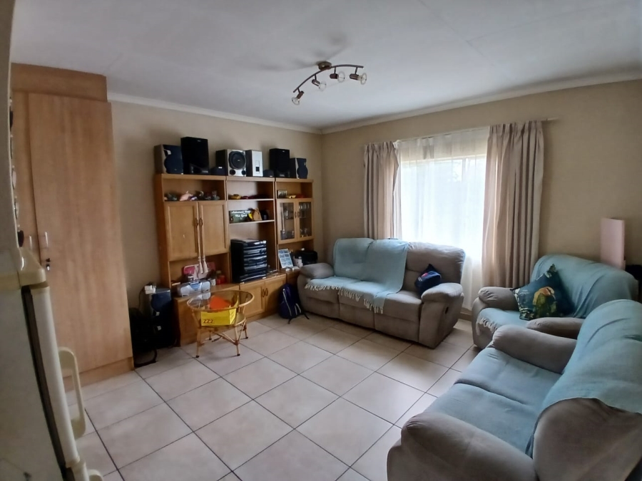 2 Bedroom Property for Sale in Eden Glen Gauteng
