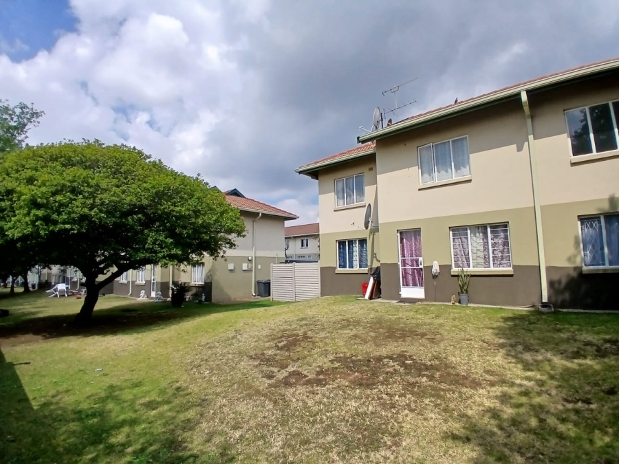 2 Bedroom Property for Sale in Eden Glen Gauteng
