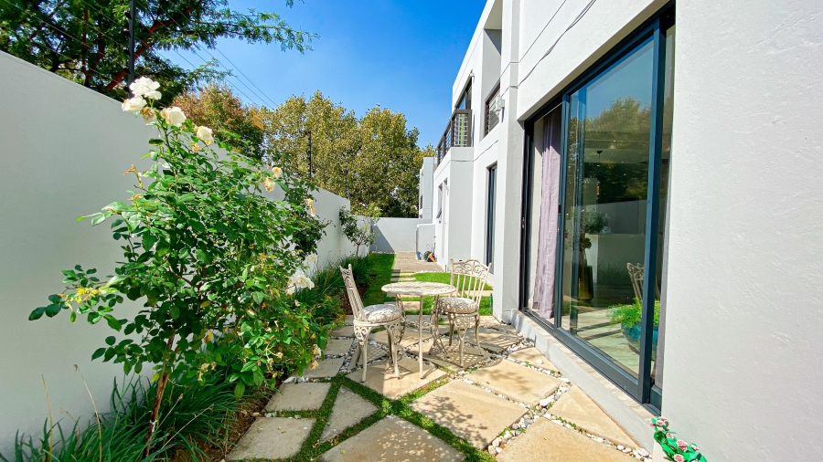 4 Bedroom Property for Sale in Sandown Gauteng