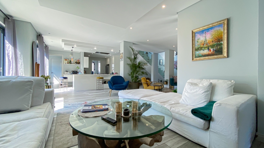 4 Bedroom Property for Sale in Sandown Gauteng