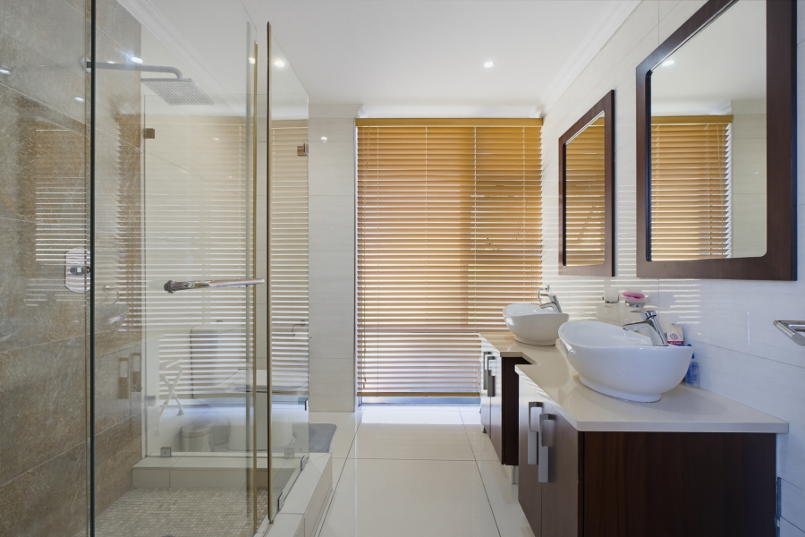 4 Bedroom Property for Sale in Senderwood Gauteng
