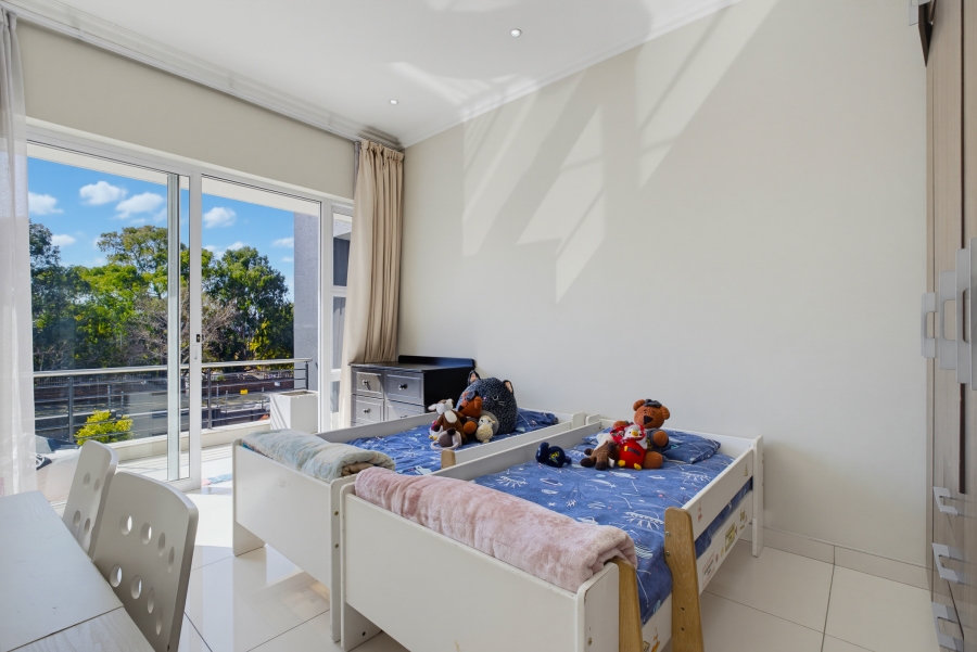 4 Bedroom Property for Sale in Senderwood Gauteng