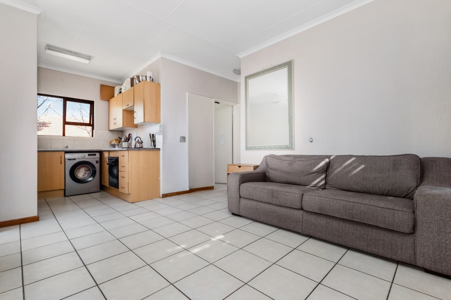 2 Bedroom Property for Sale in Maroeladal Gauteng