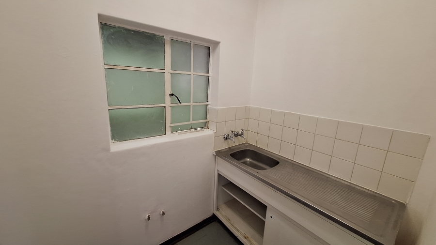 To Let Commercial Property for Rent in Robertville Gauteng