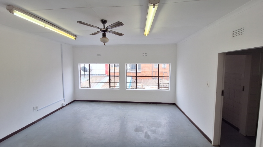 To Let Commercial Property for Rent in Robertville Gauteng