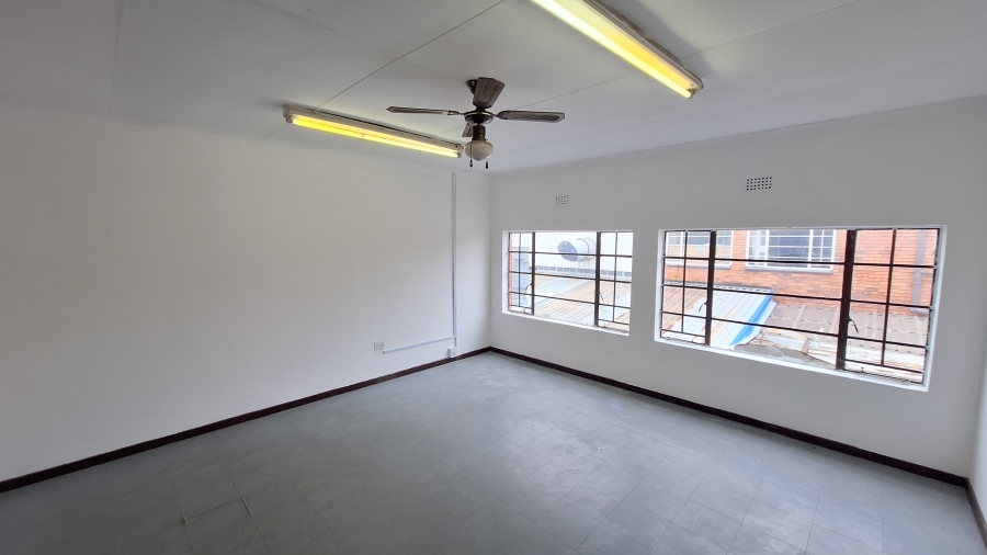 To Let Commercial Property for Rent in Robertville Gauteng