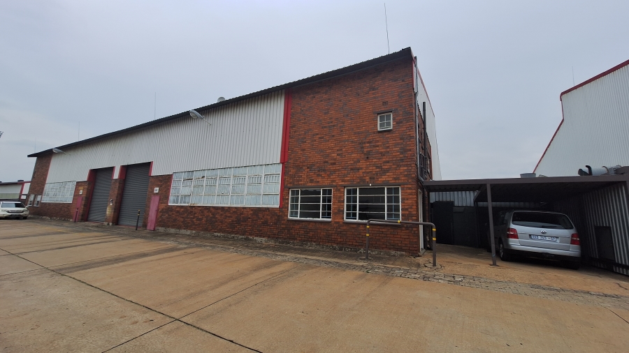 To Let Commercial Property for Rent in Robertville Gauteng