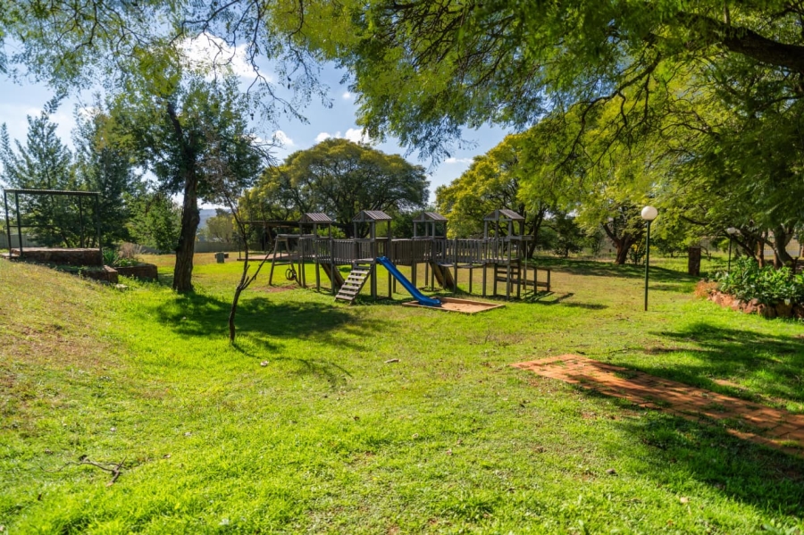 24 Bedroom Property for Sale in Golf View Gauteng