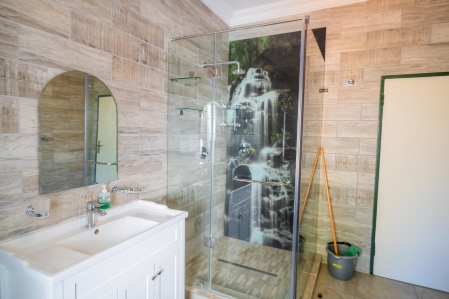 24 Bedroom Property for Sale in Golf View Gauteng