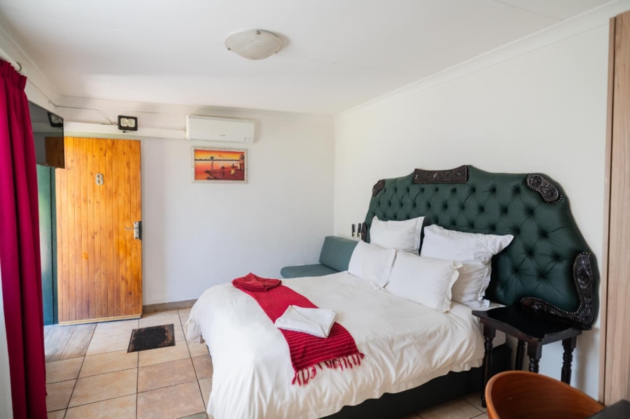 24 Bedroom Property for Sale in Golf View Gauteng