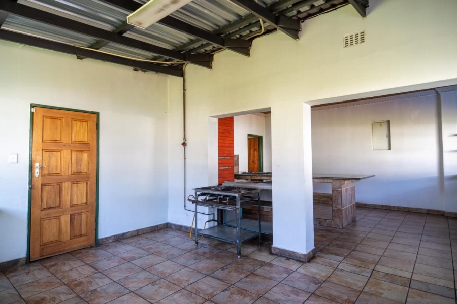 24 Bedroom Property for Sale in Golf View Gauteng