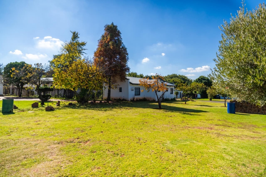 24 Bedroom Property for Sale in Golf View Gauteng