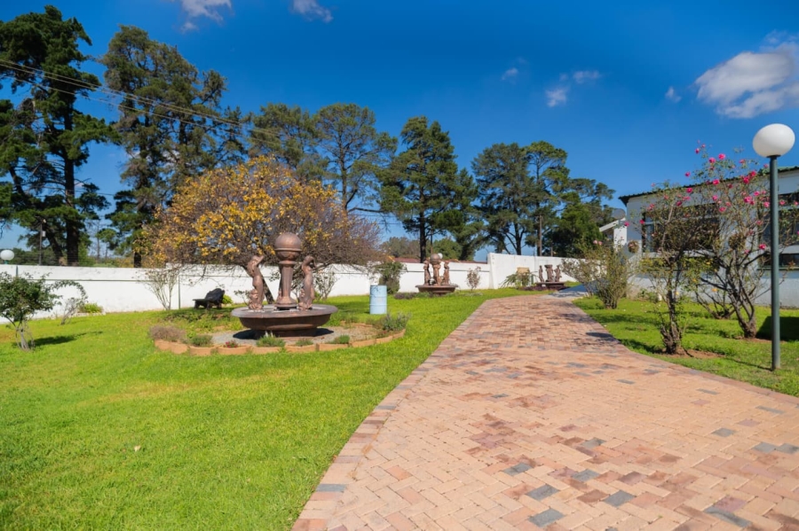 24 Bedroom Property for Sale in Golf View Gauteng
