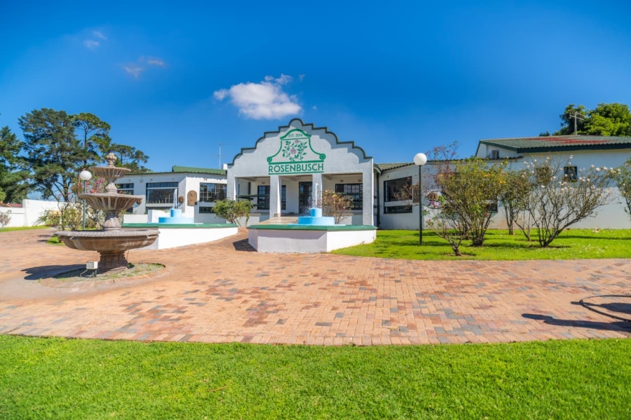 24 Bedroom Property for Sale in Golf View Gauteng