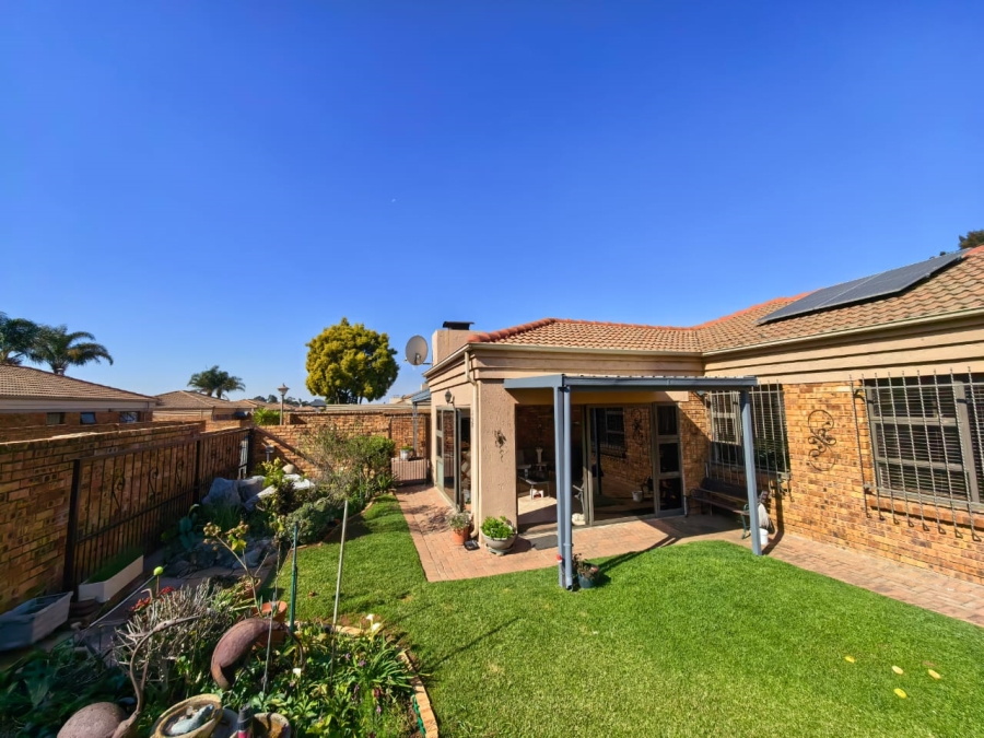 3 Bedroom Property for Sale in Ravenswood Gauteng