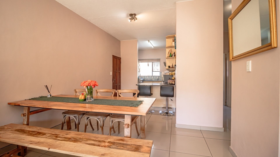 3 Bedroom Property for Sale in Corlett Gardens Gauteng