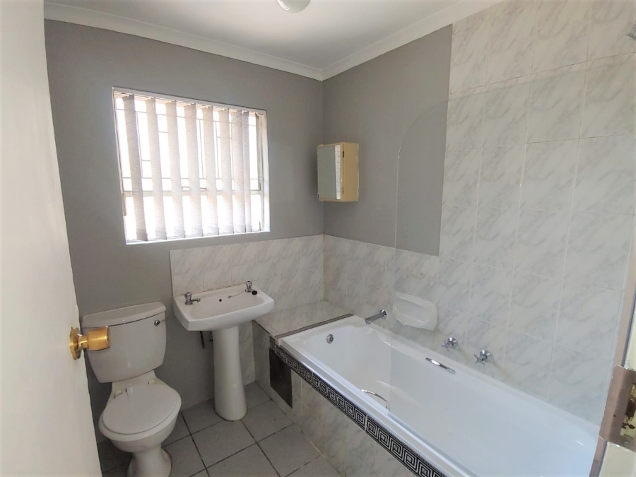 2 Bedroom Property for Sale in Impala Park Gauteng