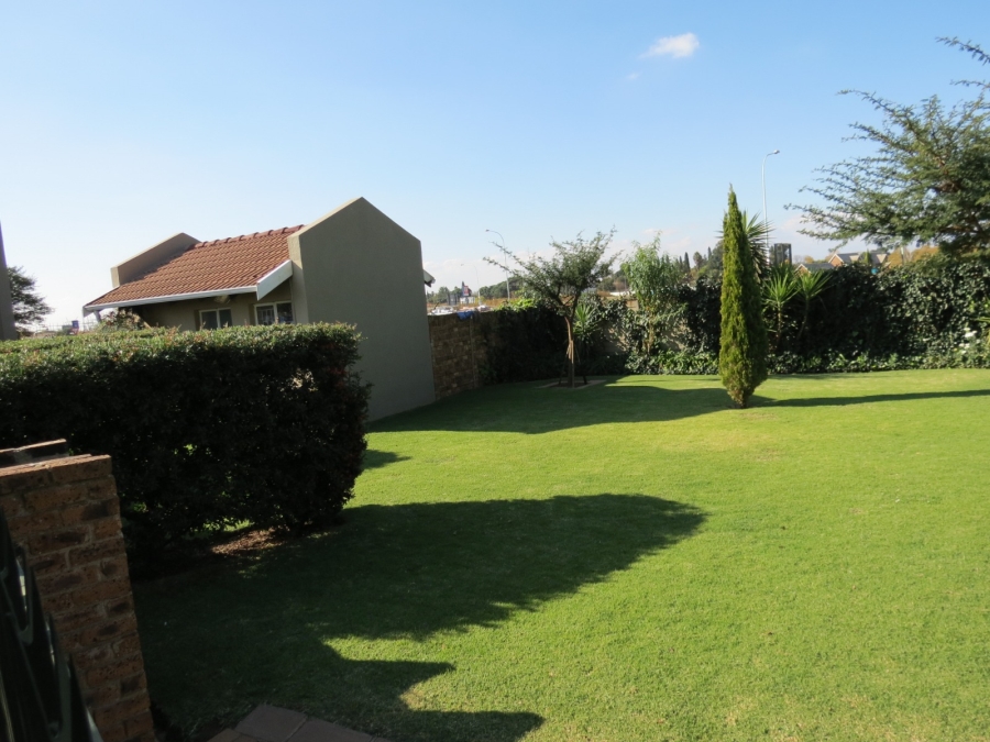 2 Bedroom Property for Sale in Impala Park Gauteng