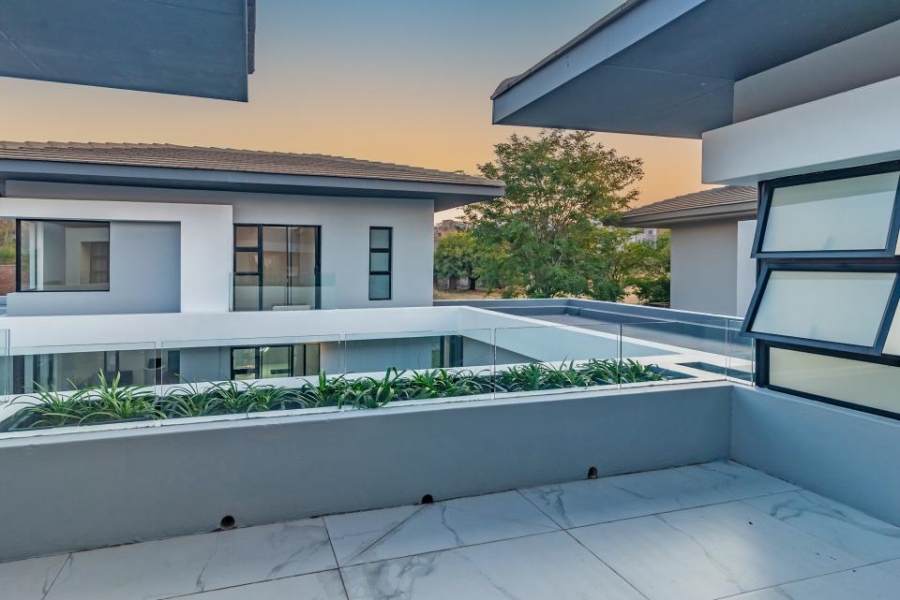 6 Bedroom Property for Sale in Lombardy Estate Gauteng