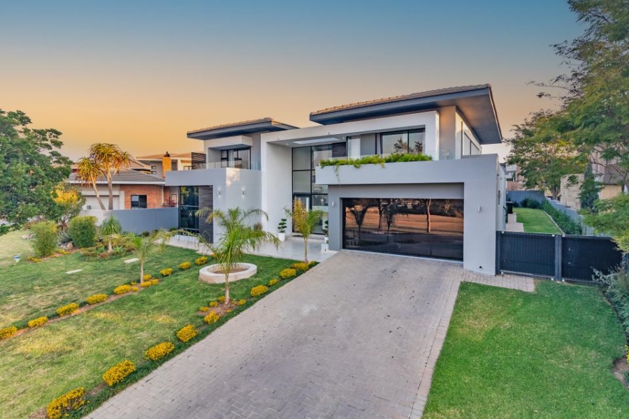 6 Bedroom Property for Sale in Lombardy Estate Gauteng