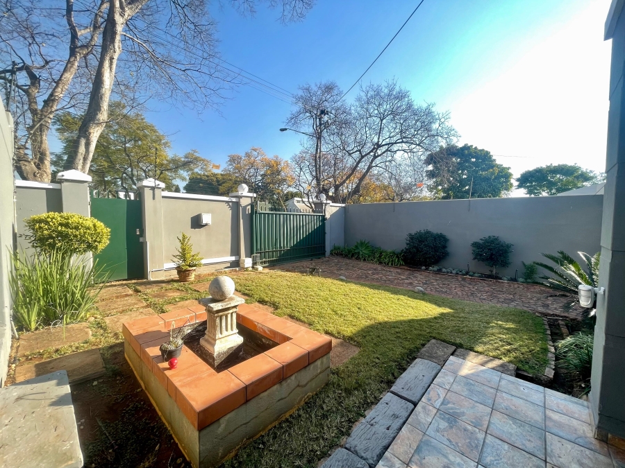 5 Bedroom Property for Sale in Brooklyn Gauteng
